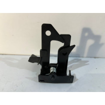 MERCEDES W167 GLE GLS Rygiel / Zamek maski- 15481