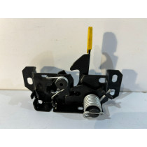 MERCEDES W246 W176 W117 Zamek dolny maski- 15482