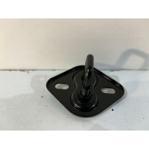 MERCEDES W204 Rygiel / Zaczep maski - 15486