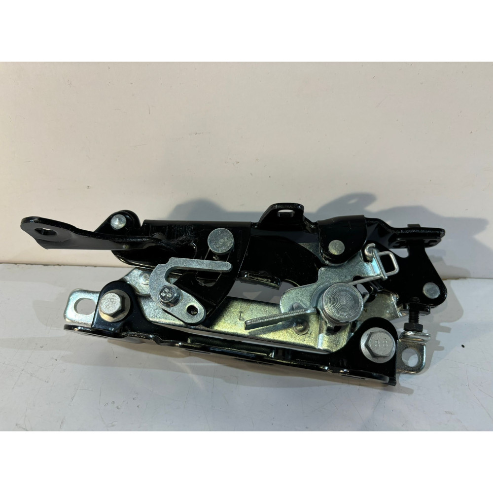 MERCEDES S W222 Zawias maski Lewy - 15489