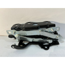 MERCEDES S W222 Zawias maski Lewy - 15489