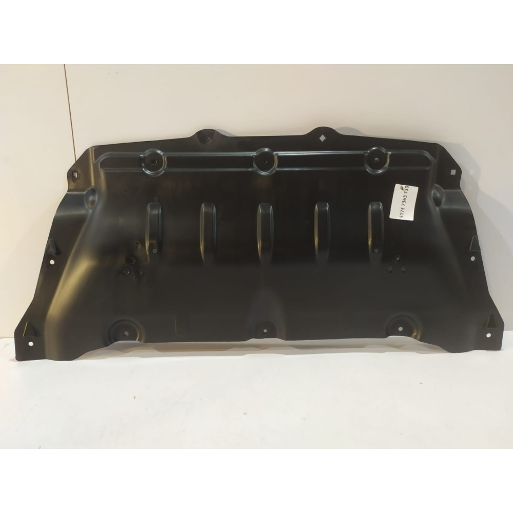 BMW G30 G11 G32 Osłona silnika dolna - 15586