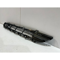 BMW X3 F25 LCI Kratka zderzaka śr. górna - 15700