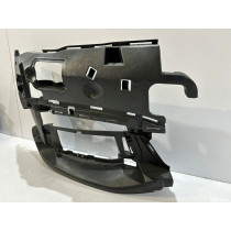 BMW 7 G11 G12 M-Pakiet Mocowanie halogenu R- 15705