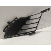 BMW 7 G11 G12 LCI Kratka wlotu powietrza R - 15749