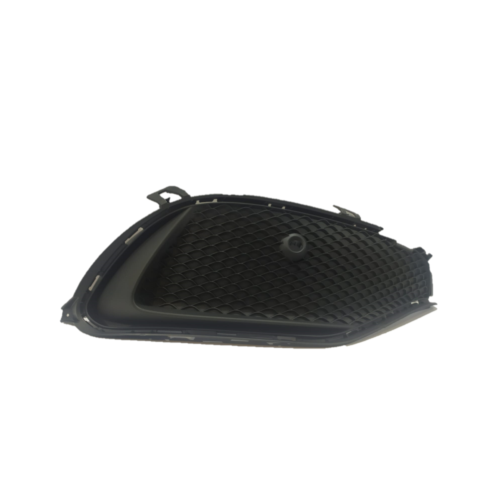 MERCEDES CLA W117 LCI AMG Kratka zderzaka R- 15920