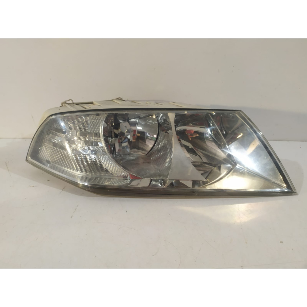 SKODA OCTAVIA II Lampa H7...