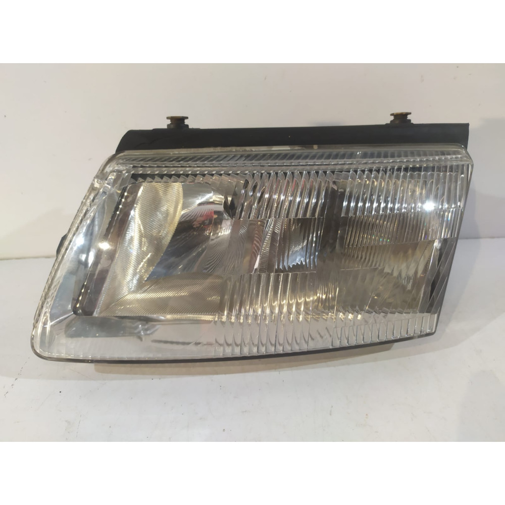 VOLKSWAGEN PASSAT B5 Lampa...