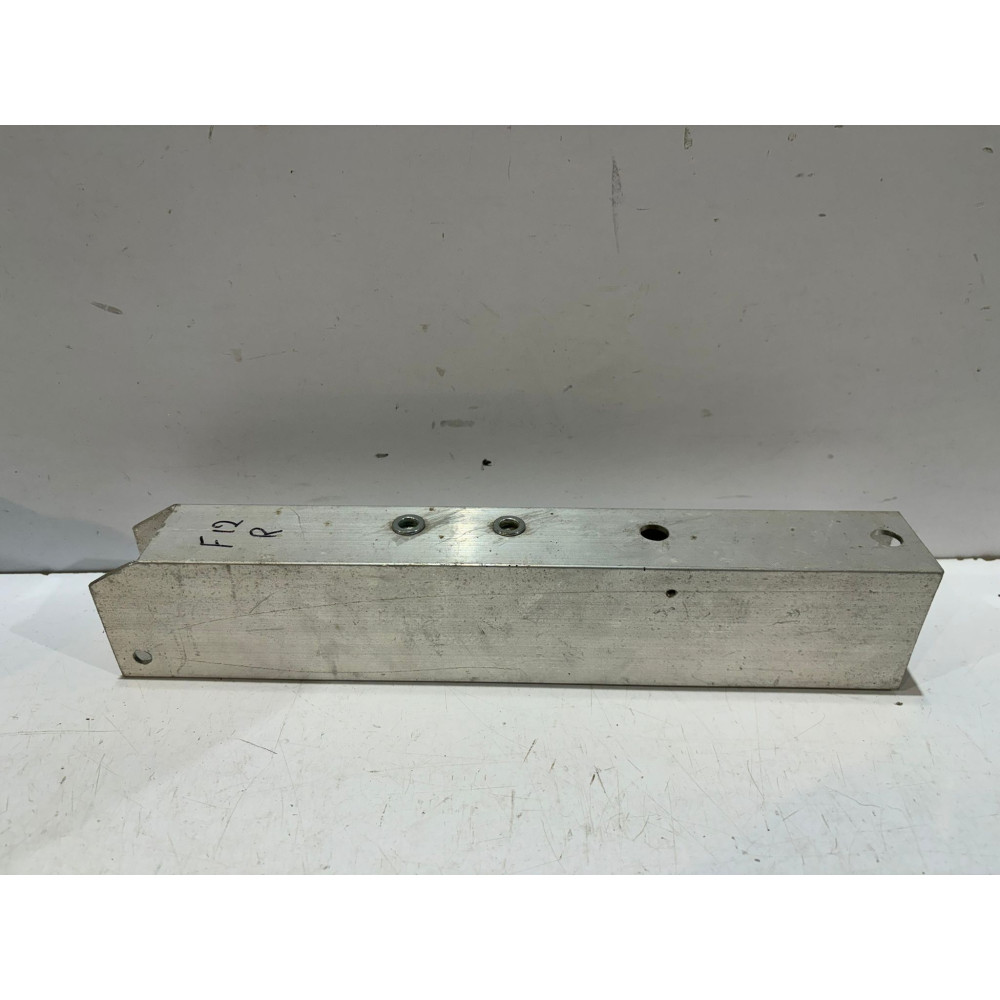 BMW 6 F06 F12 Strefa zgniotu dolna Prawa - 16092