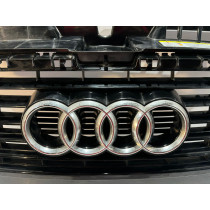 AUDI A3 8P LIFT Grill / Atrapa chłodnicy - 16352