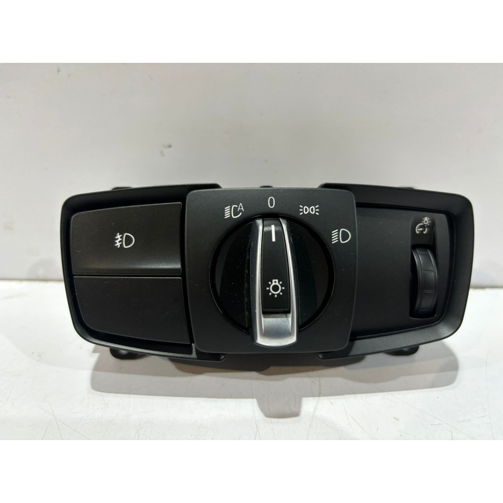 BMW F15 F16 Przełącznik świateł USA - 16195