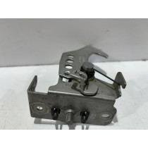 BMW F25 F26 Zaczep / Rygiel maski Prawy - 16217