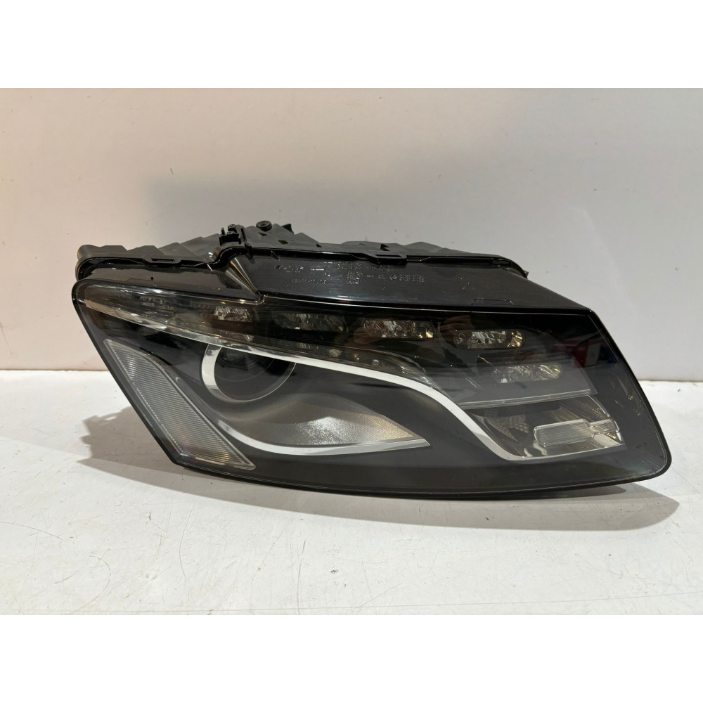 AUDI Q5 8R Lampa przednia...