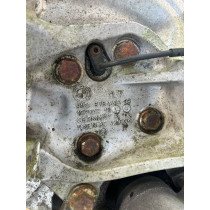 BMW E90 E87 Zwrotnica przednia Prawa - 16403