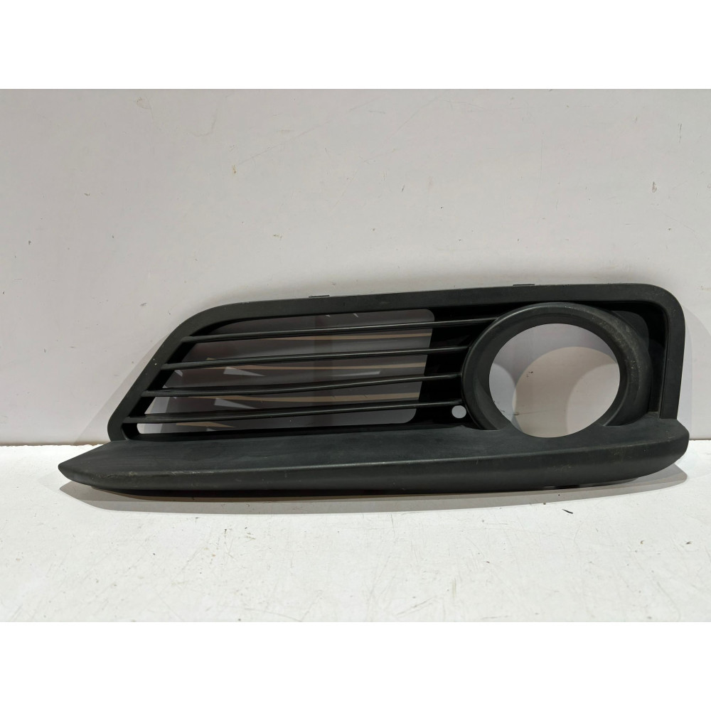 BMW 1 F20 F21 LCI Kratka zderzaka Prawa - 16322