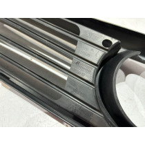 BMW 1 F20 F21 LCI Kratka zderzaka Prawa - 16322