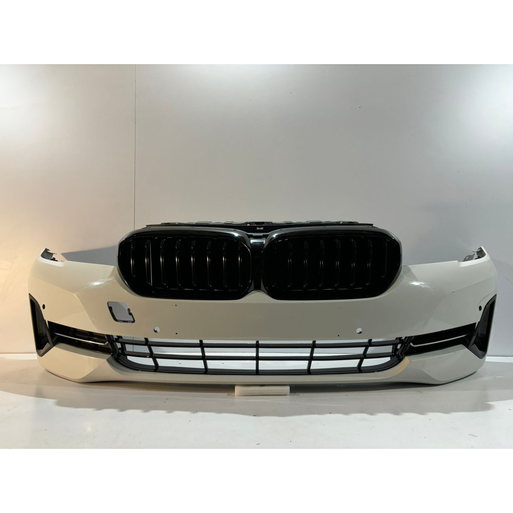 BMW 5 G30 / G31 LCI Zderzak...