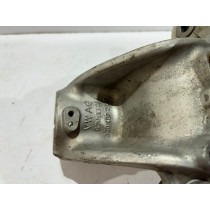 VOLKSAWGEN PASSAT B6 B7 Zwrotnica przód R - 16341