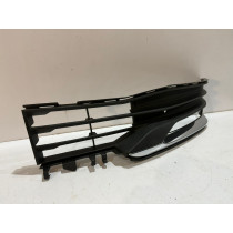 BMW 5 G30 G31 Kratka zderzaka Prawa - 16449