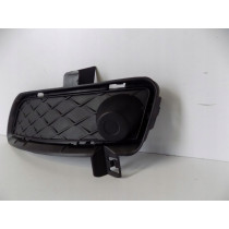 BMW X3 F25 Kratka Zderzaka Prawa - 3923