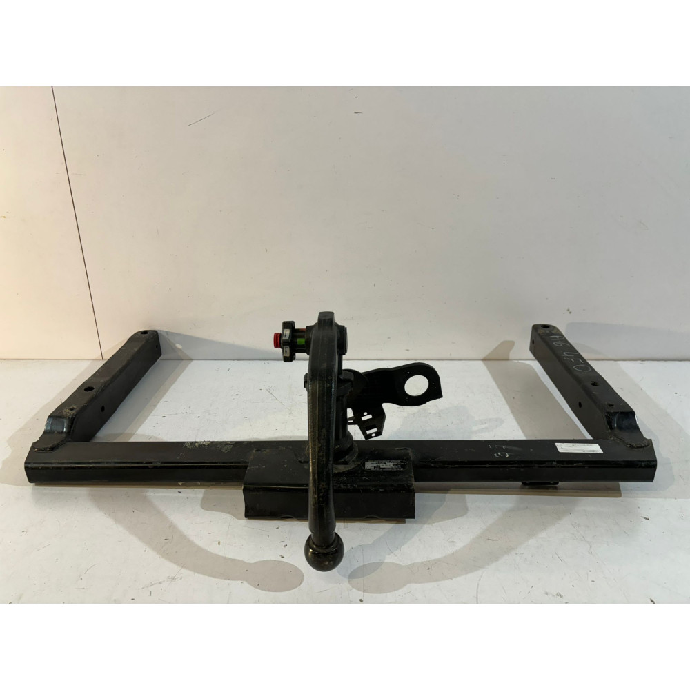 AUDI A4 B8 A5 8T Hak...