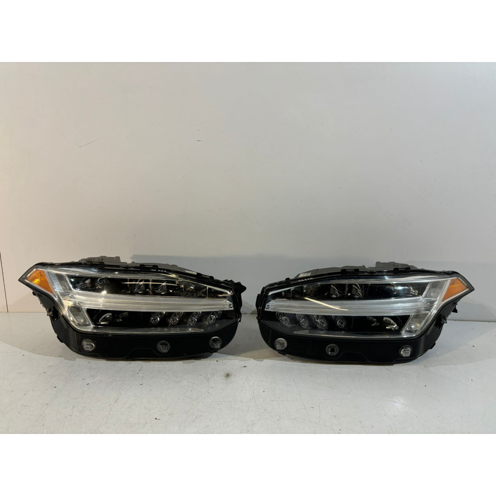 VOLVO XC90 II Lift Lampa Full Led USA - 16736