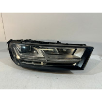 AUDI Q7 4M Lampa przednia...