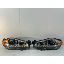Jaguar XJ Lampa kompletna Bi-xenon R - 16968