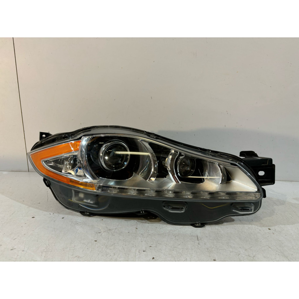 Jaguar XJ Lampa kompletna...