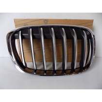 BMW X1 F48/F49 Nerka/Kratka Zderzaka Prawa Czarna - 3986