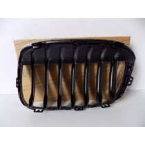 BMW X1 F48/F49 Nerka/Kratka Zderzaka Prawa Czarna - 3986