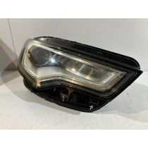 AUDI A6 C7 Lampa przednia Xenon Prawa - 17102