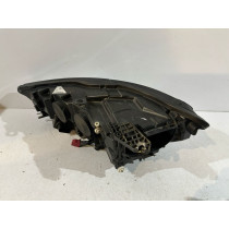 AUDI A6 C7 Lampa przednia Xenon Prawa - 17102