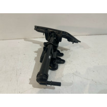 Jeep Grand Cherokee WK2 Spryskiwacz prawy - 17278