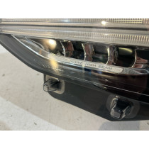 VOLVO V90 S90 Lampa ACTIVE HIGH BEAM L - 17404