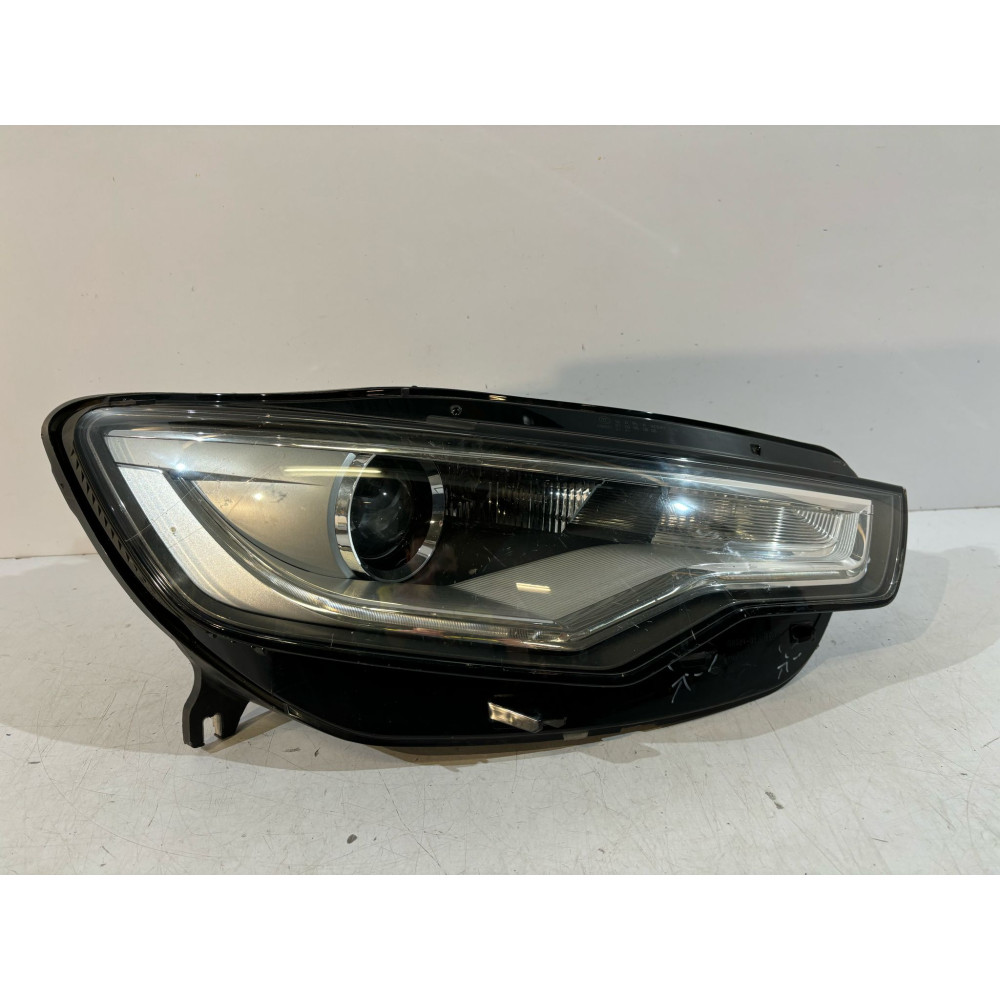 AUDI A6 C7 Lampa przednia...