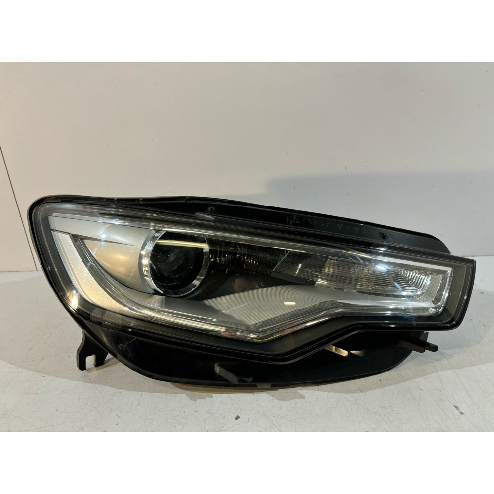 AUDI A6 C7 Lampa przednia...