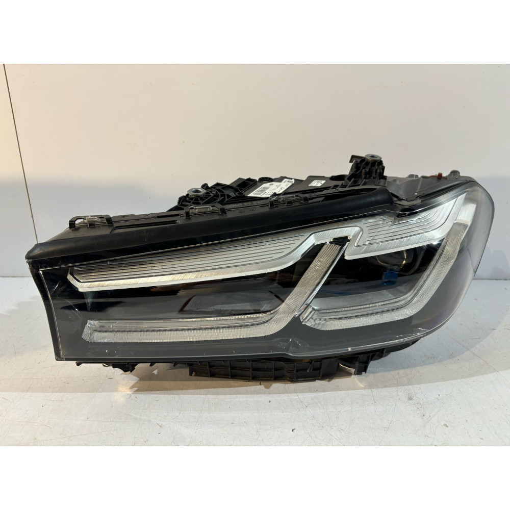 BMW 5 G30 G31 LCI Lampa...