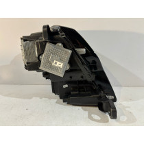 JEEP GRAND CHEROKEE WK2 Lampa bi-xenon R - 17518