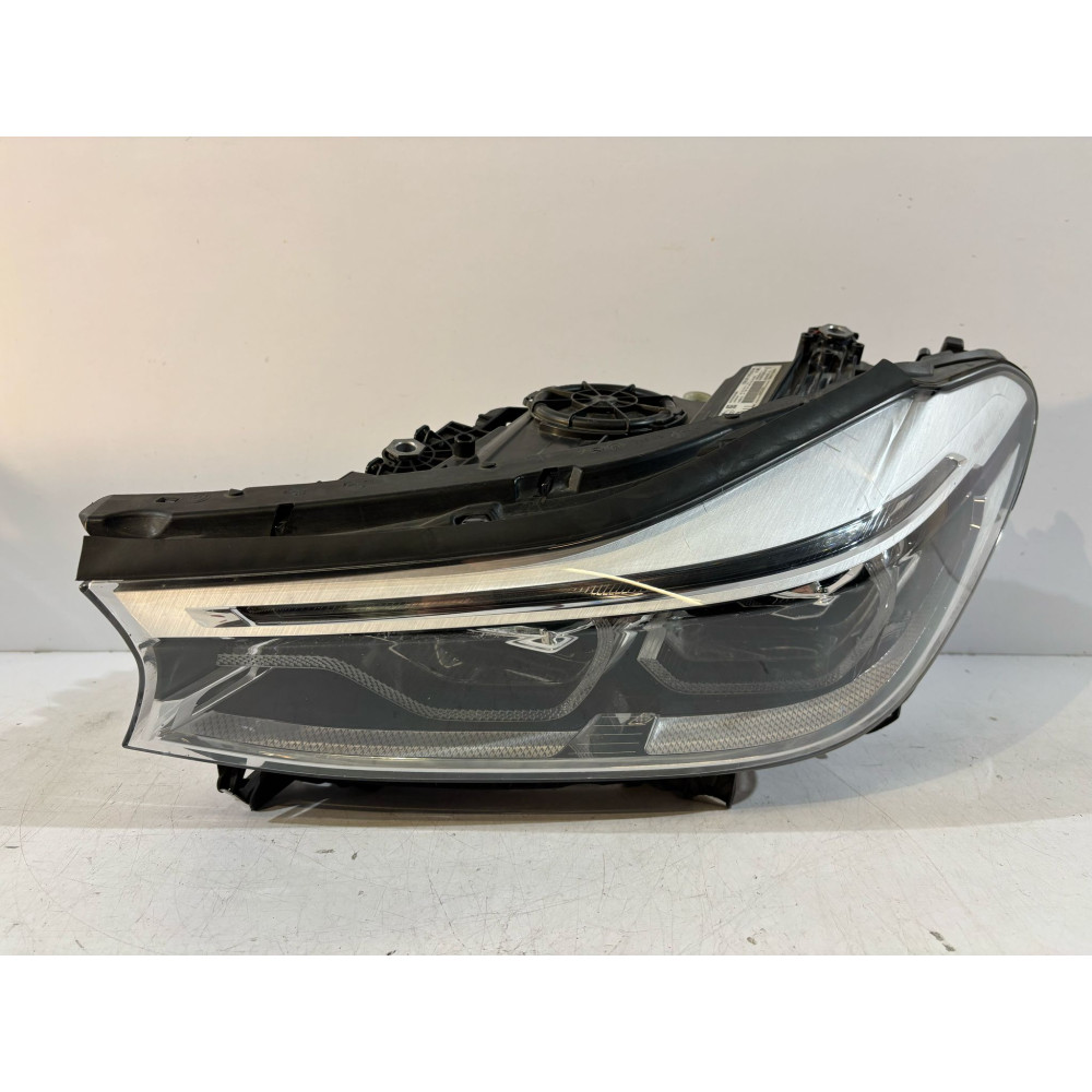 BMW 6 GT G32 Lampa Adaptive...