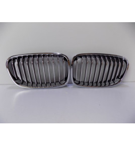 BMW 1 F20/21 Komplet Nerki / Grill zderzaka - 4112