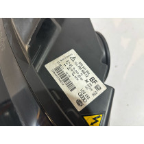 AUDI A3 8P Lift Lampa Bi-Xenon UK Prawa - 17671