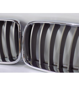 BMW X3 F25 Komplet Nerki / Grill - 4106