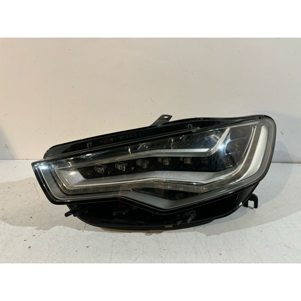 AUDI A6 C7 Lampa przednia...