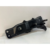 VOLVO XC90 16-24 Mocowanie błotnika Lewe - 17815