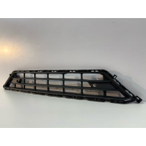 VOLVO XC60 II 22+ Kratka zderzaka PDC - 17984