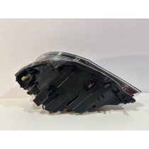 BMW X6 E71 Lampa przednia Xenon Prawa -18080
