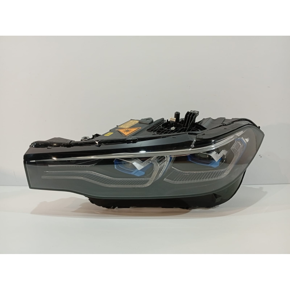 BMW X7 G07 Lampa przednia...