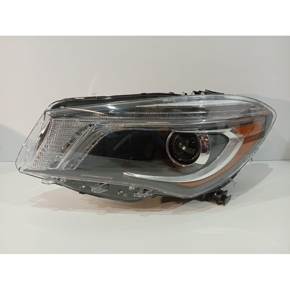 MERCEDES W117 CLA Lampa...