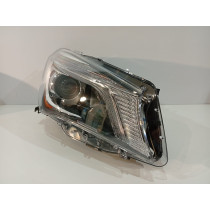 MERCEDES W117 CLA Lampa Xenon USA Prawa - 18220